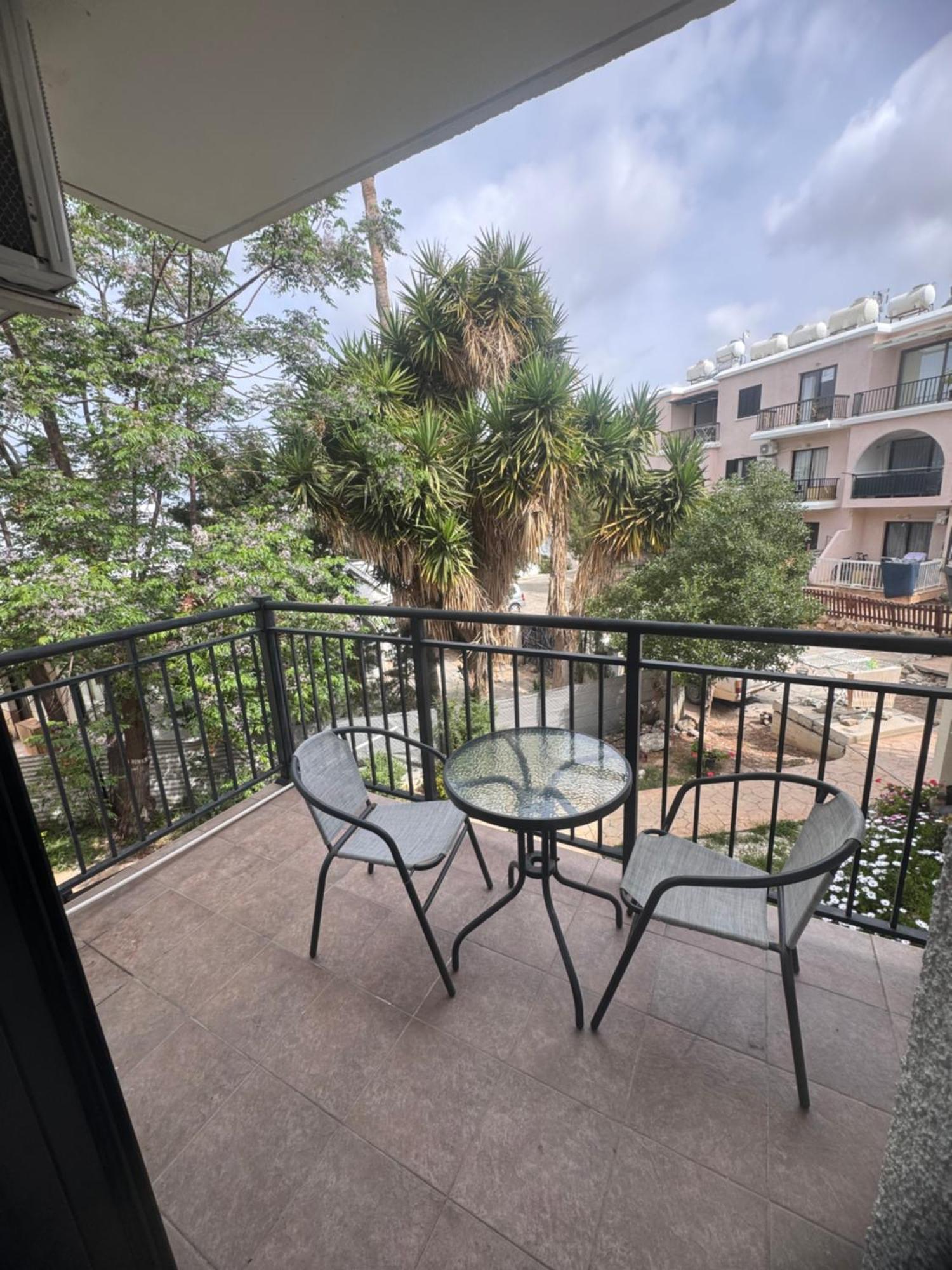 Cozy 1 Bedroom Apartment Close To The Beach Pafos Zewnętrze zdjęcie